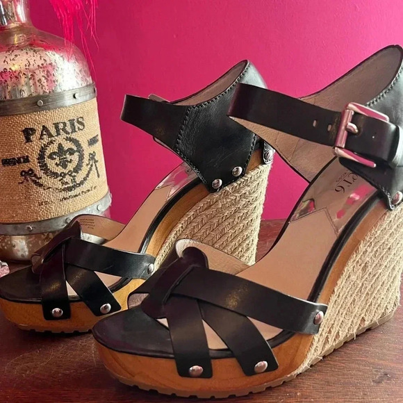 M.Kors Wedges. NEW - Picture 1 of 5